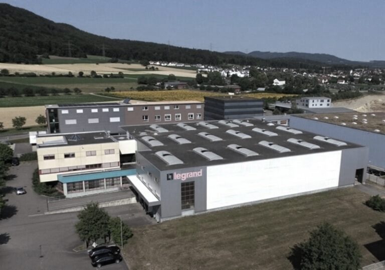 2019/ AG: Logistik- und Büroflächen zwischen A1 und A3.